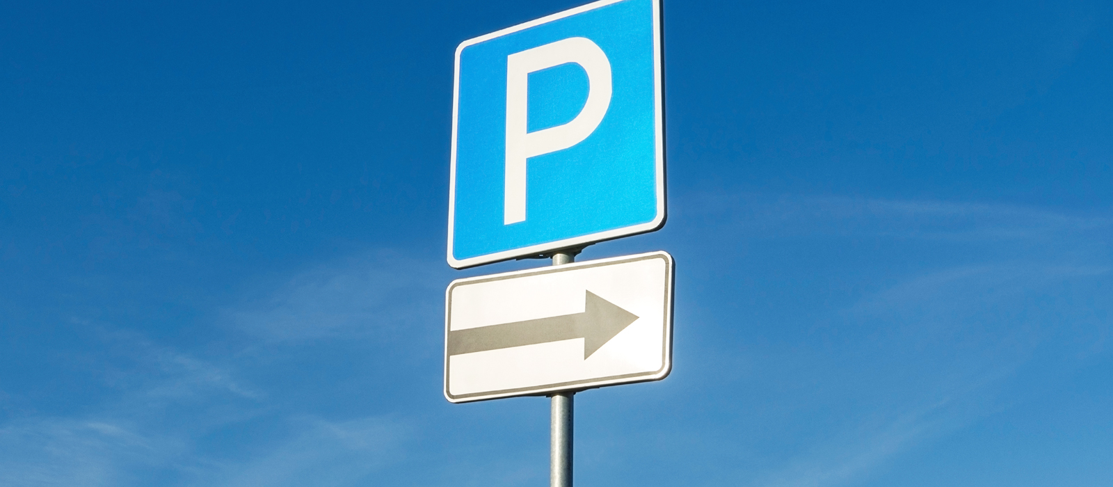 拠点施設駐車場の利用ができます（拠点機能：PARKING）